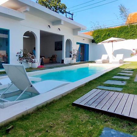 Eldborg Villas Seminyak Exterior foto